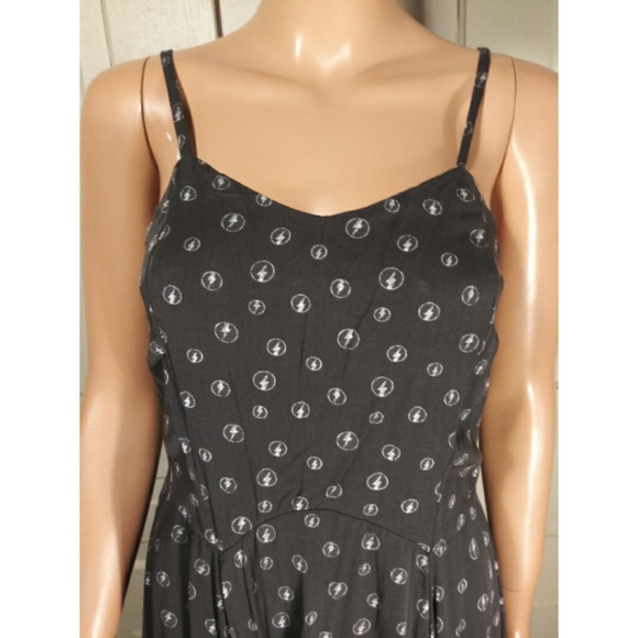 M Last 1! AC/DC lightning bolt printed sun dresses - Picture 6 of 8